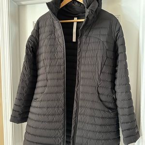 Lululemon down coat. Size 10. Perfect condition